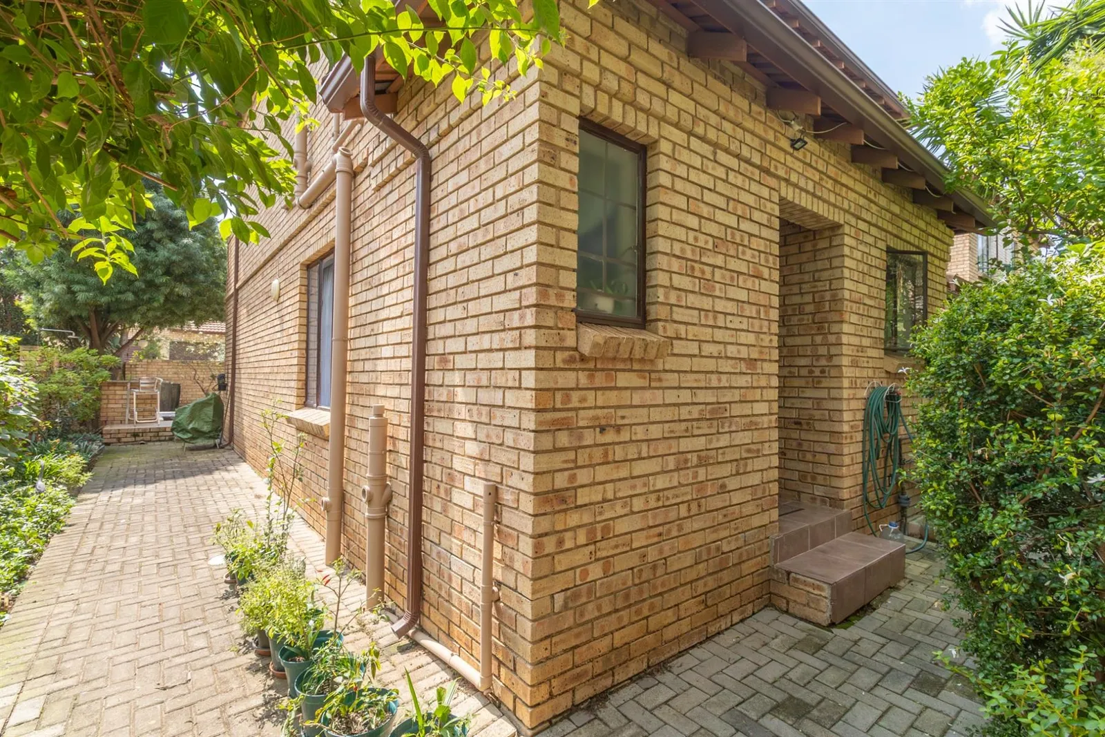 Townhouse in Craigavon, Sandton photo 16