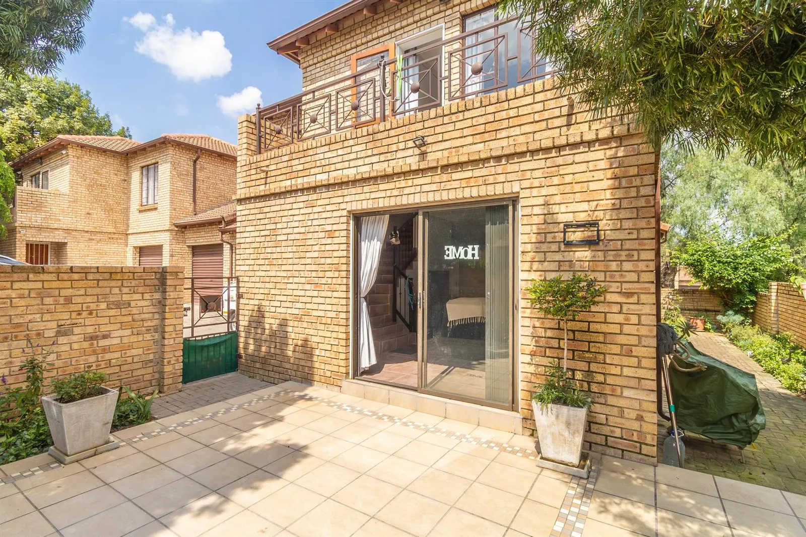 Townhouse in Craigavon, Sandton photo 17