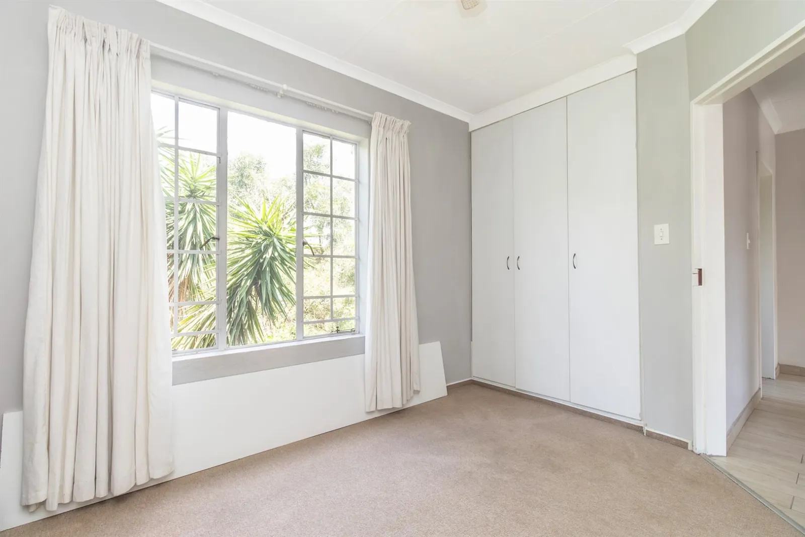 Townhouse in Craigavon, Sandton photo 29