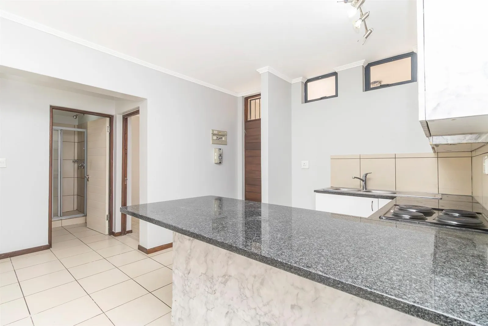 Apartment in Jackal Creek Golf Estate, Randburg photo 8