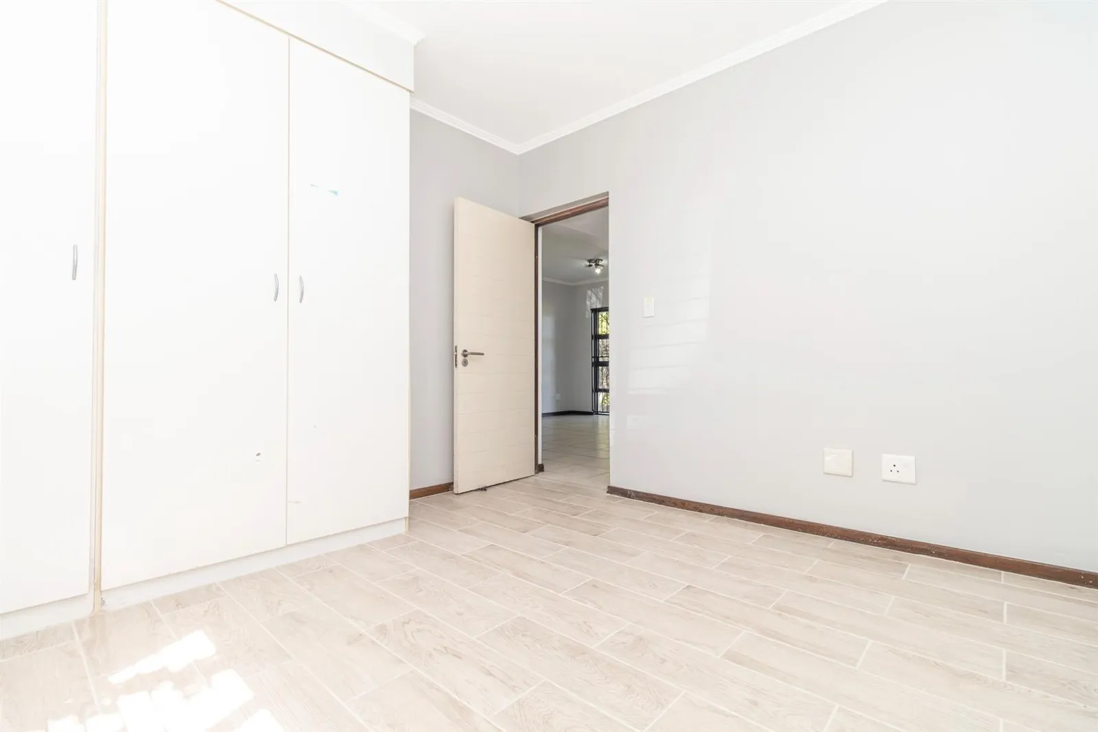 Apartment in Jackal Creek Golf Estate, Randburg photo 20
