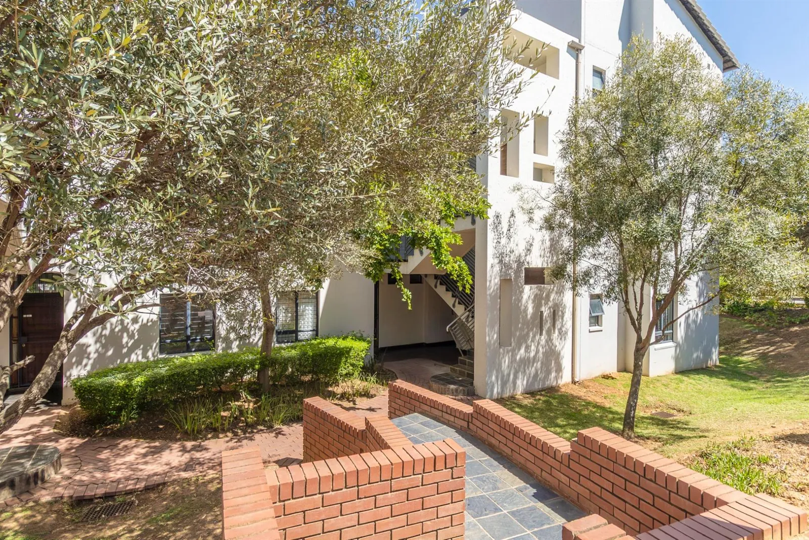 Apartment in Jackal Creek Golf Estate, Randburg photo 24