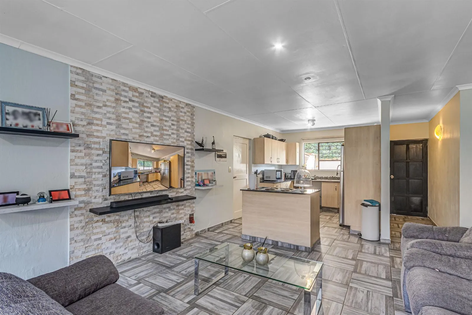 House in Broadacres, Sandton photo 7
