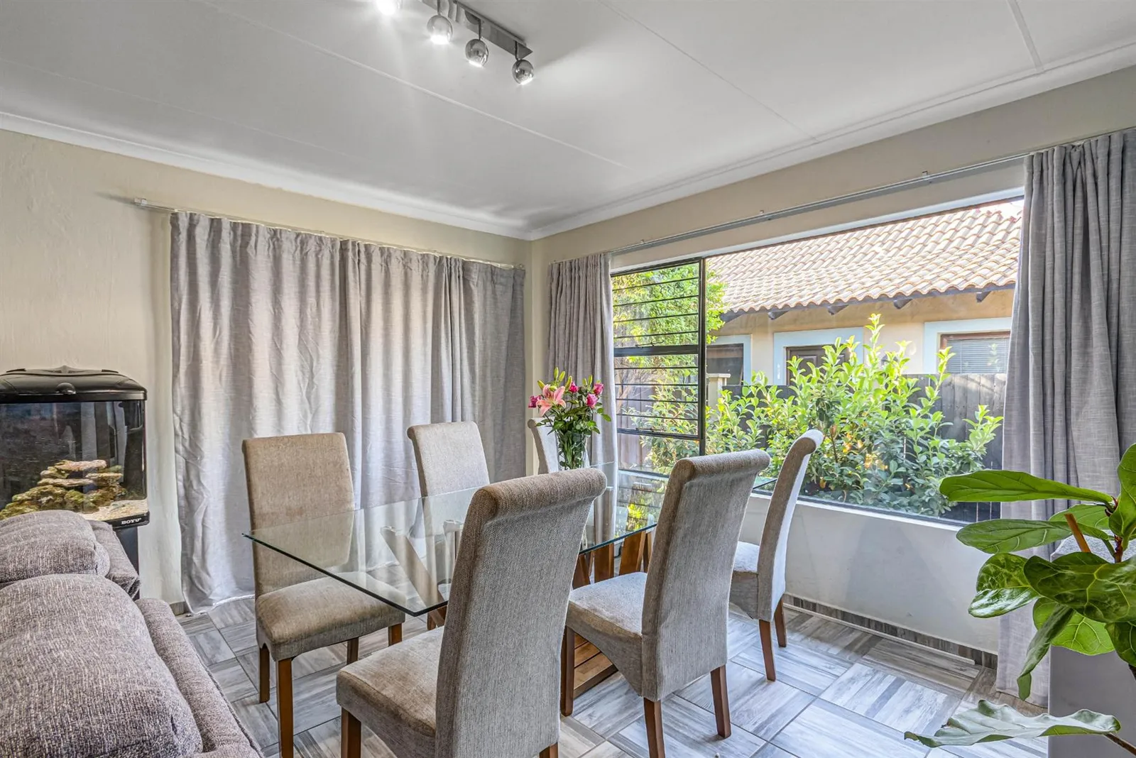 House in Broadacres, Sandton photo 18