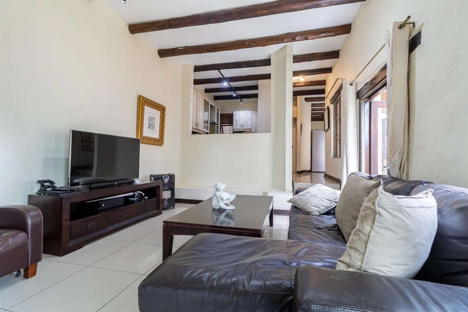Townhouse in North Riding, Randburg photo 10